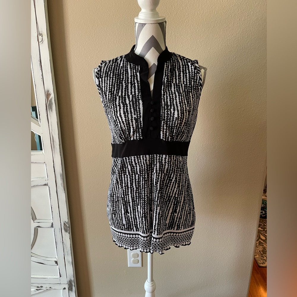 Cato - Black and White Sleeveless Blouse - Top - Shirt - Size: Small